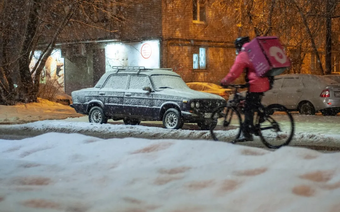 Zwolniony przez algorytm: gdy aplikacja decyduje o utracie zarobków