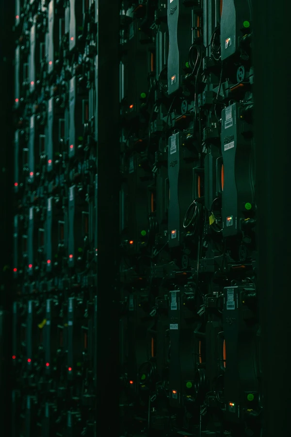 AI a masa danych: kiedy informacja staje się obciążeniem