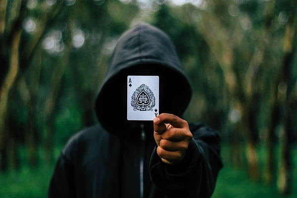 Znajdę cię w sieci: stalking wspomagany sztuczną inteligencją