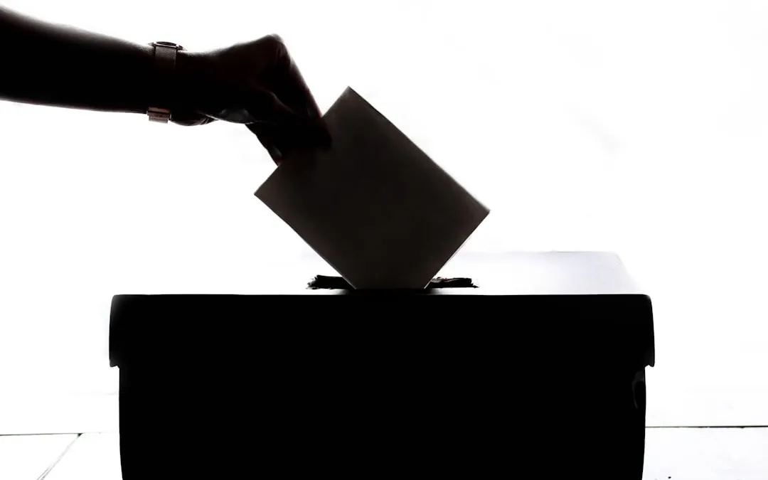 Polityczne deepfake: manipulacja wyborców w 2026 roku