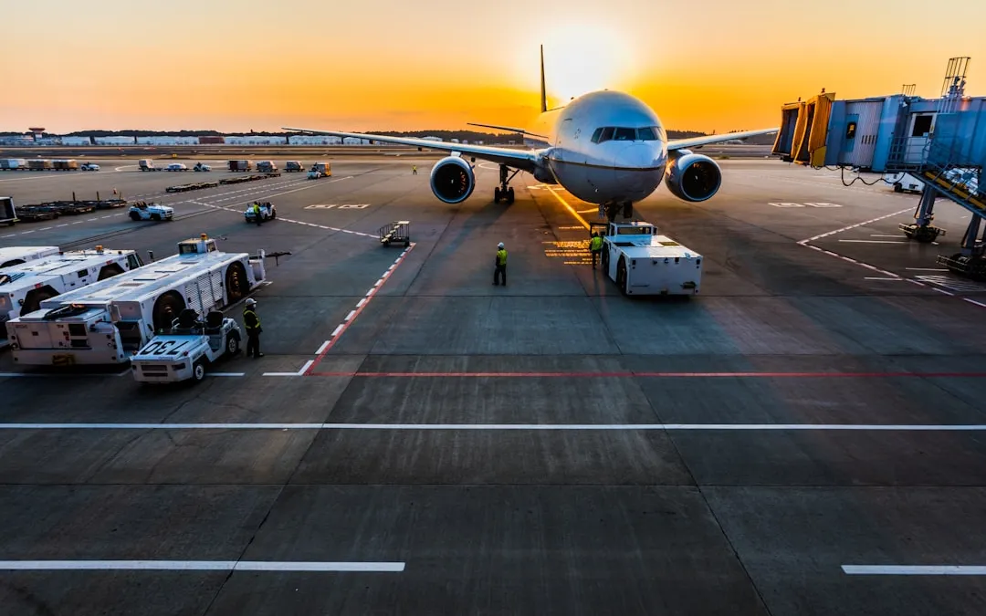 Air Canada i chatbot, który zmyślił politykę biletową: kiedy firma odpowiada za to, co wymyśli sztuczna inteligencja